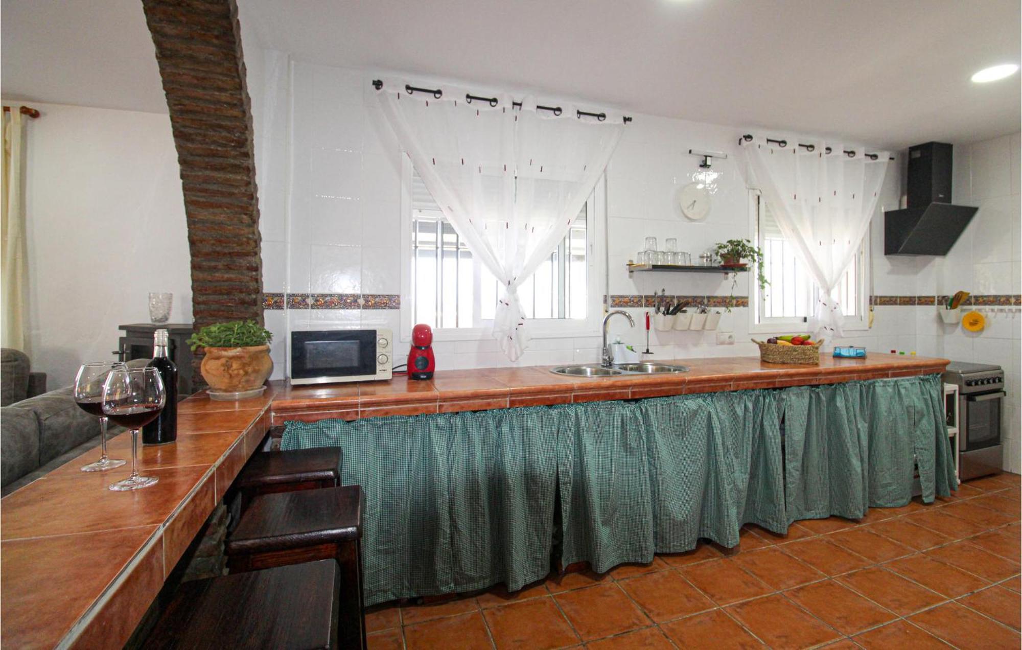 4 Bedroom Gorgeous Home In Sedella 외부 사진